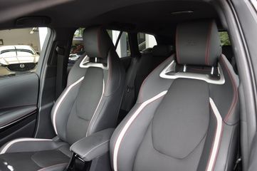 Voertuigafbeelding 3