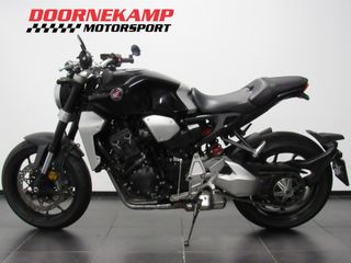 Voertuigafbeelding 3