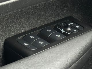 Voertuigafbeelding 35