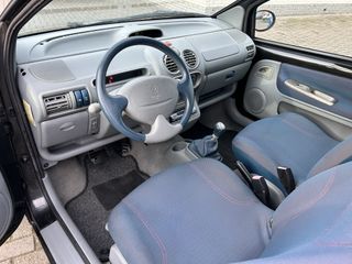 Voertuigafbeelding 10