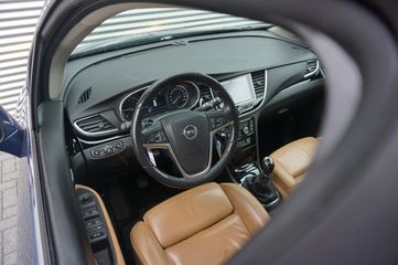 Voertuigafbeelding 8