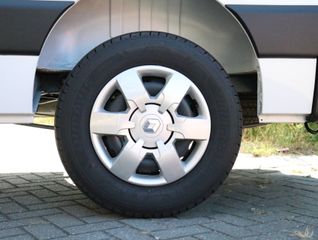 Voertuigafbeelding 13