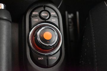 Voertuigafbeelding 34