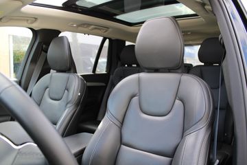 Voertuigafbeelding 4