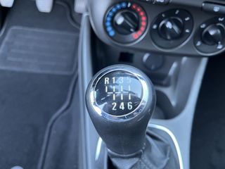 Voertuigafbeelding 12