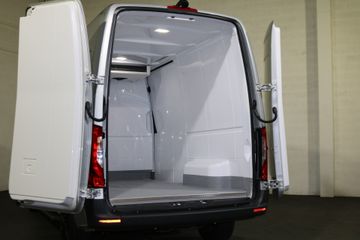 Voertuigafbeelding 12