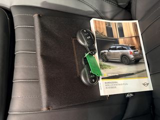 Voertuigafbeelding 16