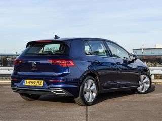 Voertuigafbeelding 2