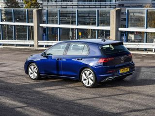 Voertuigafbeelding 8