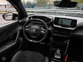 Voertuigafbeelding 16