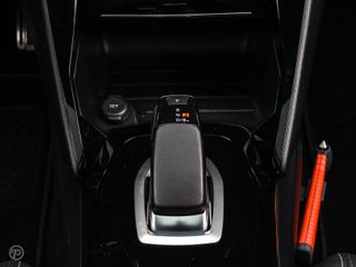 Voertuigafbeelding 24