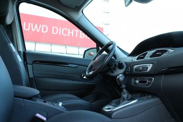 Voertuigafbeelding 8