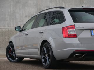 Voertuigafbeelding 17