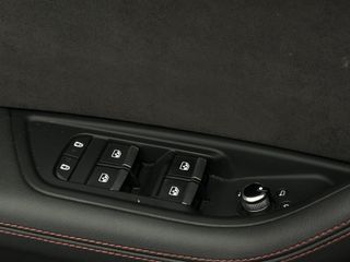 Voertuigafbeelding 46