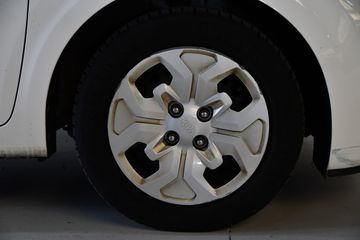 Voertuigafbeelding 2