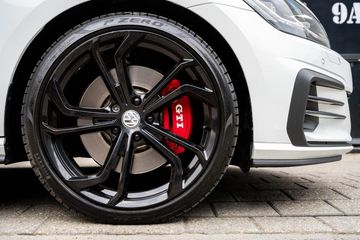 Voertuigafbeelding 9