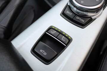 Voertuigafbeelding 32