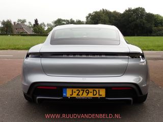 Voertuigafbeelding 38