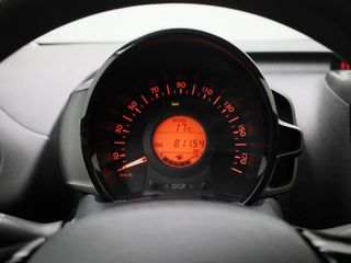 Voertuigafbeelding 12