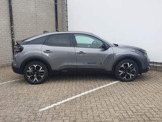 Voertuigafbeelding 7