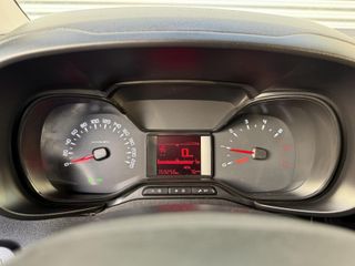 Voertuigafbeelding 9