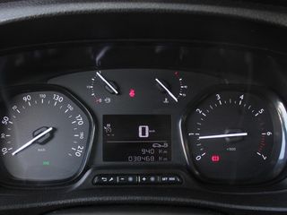 Voertuigafbeelding 12