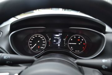 Voertuigafbeelding 12