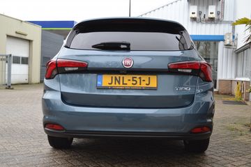 Voertuigafbeelding 6