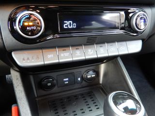 Voertuigafbeelding 25