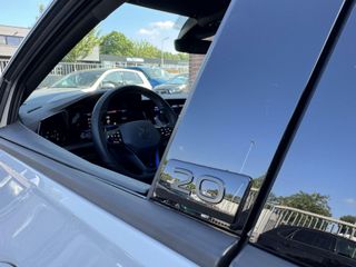 Voertuigafbeelding 8