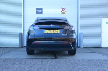 Voertuigafbeelding 8