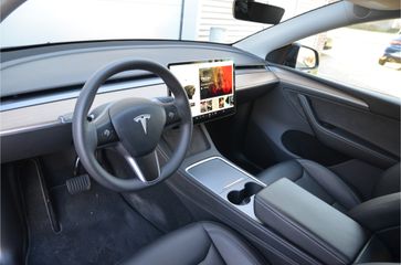 Voertuigafbeelding 9