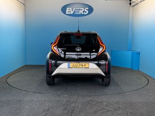 Voertuigafbeelding 2