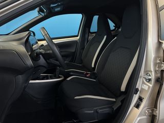 Voertuigafbeelding 21