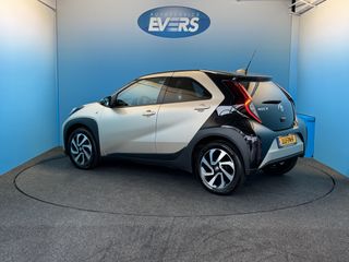 Voertuigafbeelding 9