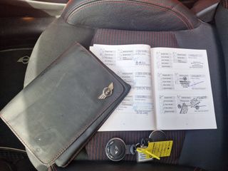 Voertuigafbeelding 8