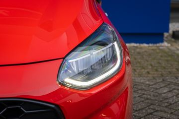 Voertuigafbeelding 3