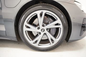 Voertuigafbeelding 38