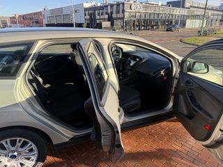 Voertuigafbeelding 77