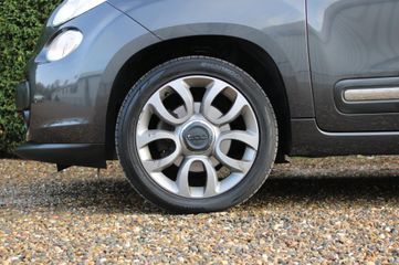 Voertuigafbeelding 3