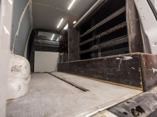 Voertuigafbeelding 12