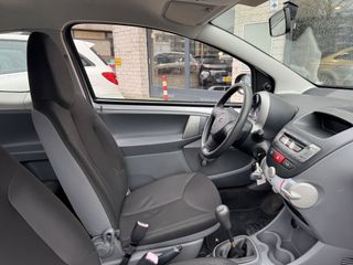 Voertuigafbeelding 16