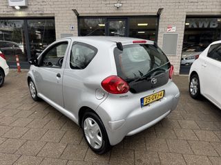 Voertuigafbeelding 8