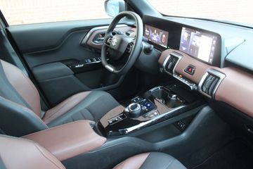 Voertuigafbeelding 5