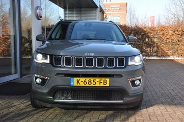 Voertuigafbeelding 2