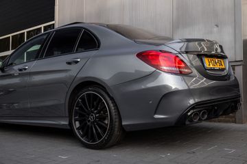 Voertuigafbeelding 6