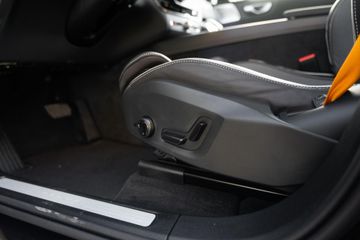 Voertuigafbeelding 24