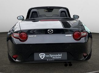 Voertuigafbeelding 11