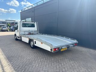 Voertuigafbeelding 6