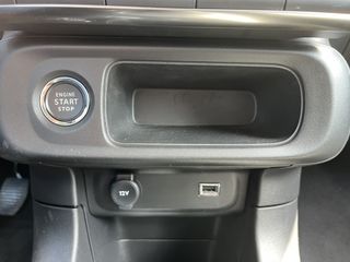 Voertuigafbeelding 21